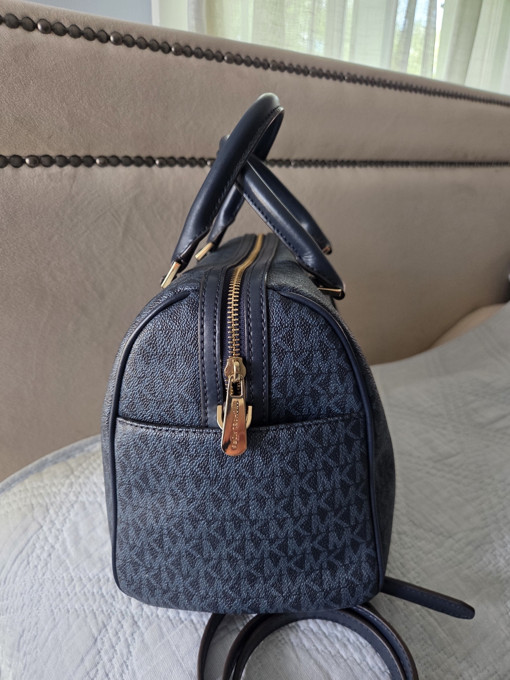 Michael Kors Bedford Duffle Satchel Admiral Navy Signature - Picture 3 of 9